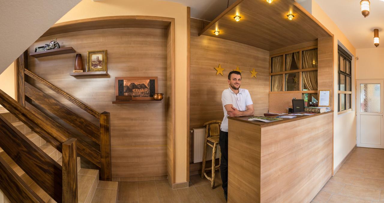 Motel Orhideja Donji Vakuf エクステリア 写真