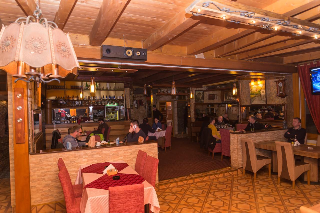 Motel Orhideja Donji Vakuf エクステリア 写真