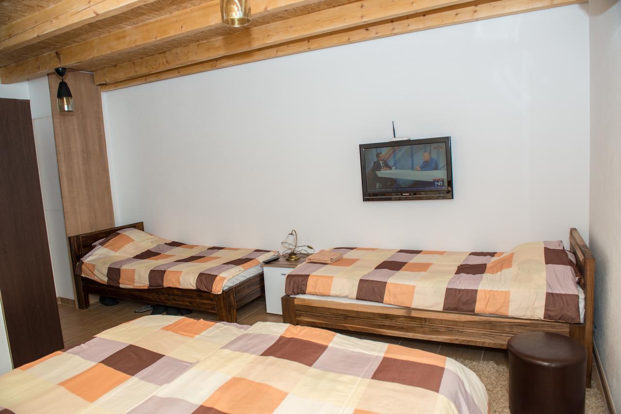 Motel Orhideja Donji Vakuf エクステリア 写真