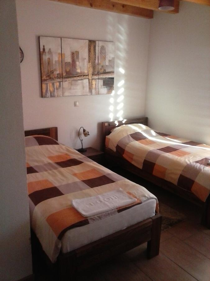 Motel Orhideja Donji Vakuf エクステリア 写真